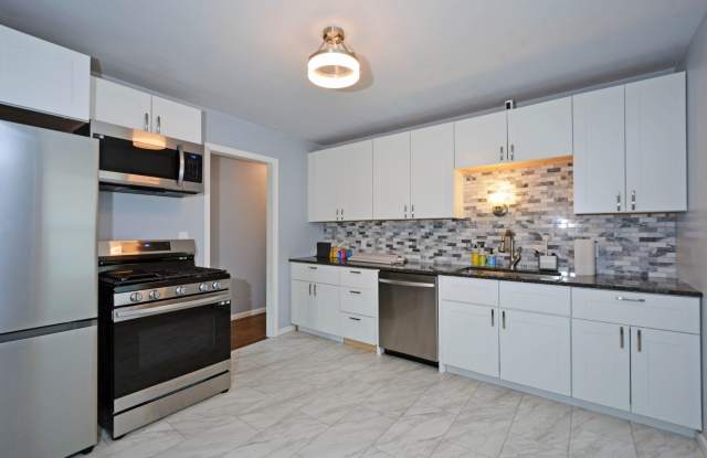 Clean  Updated One-Level Living in Robbinsdale! photos photos