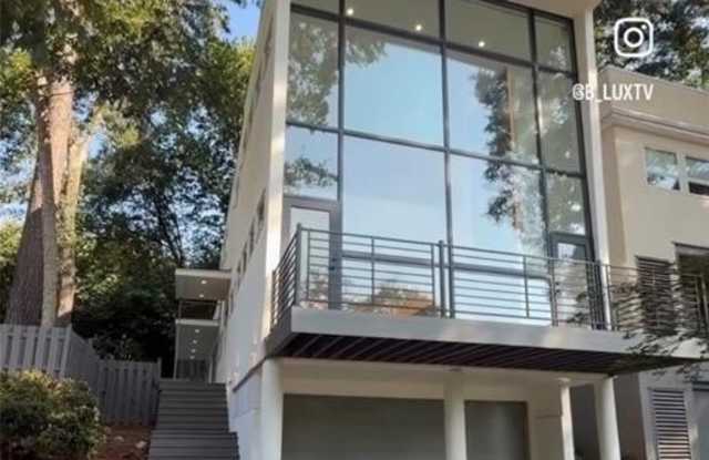 739 Antone Street NW Gallery 2
