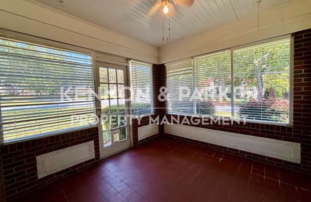 1810 Saint Elmo Dr Gallery 1