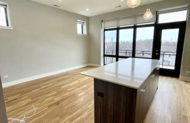 4555 N. Ravenswood photos photos 4555 N. Ravenswood photos photos
