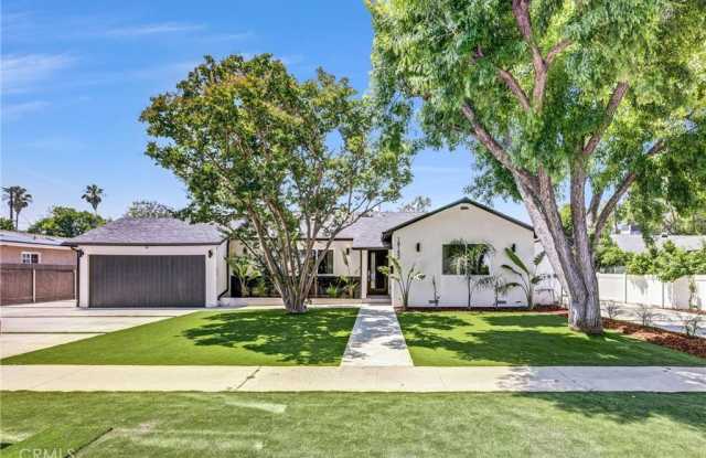 18152 Sunburst Street photos photos
