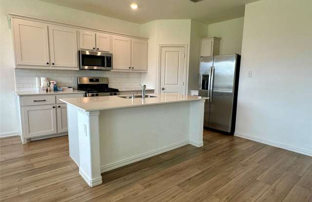 2102 Fimbry Drive photos photos