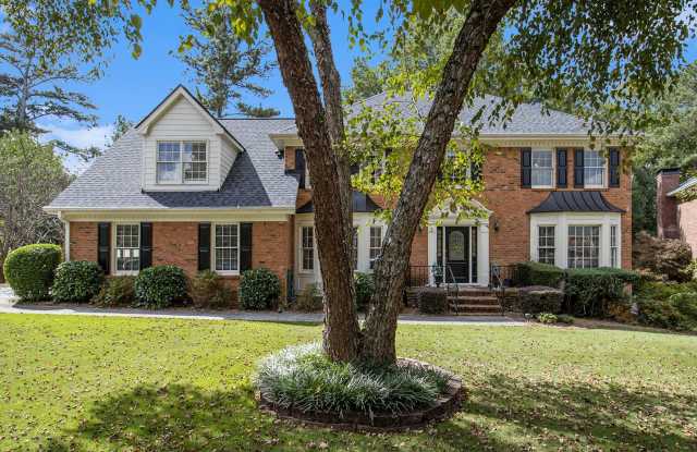 5 bdrm, 3.5 bath Lilburn - 91 Westley Court, Lilburn, GA 30047