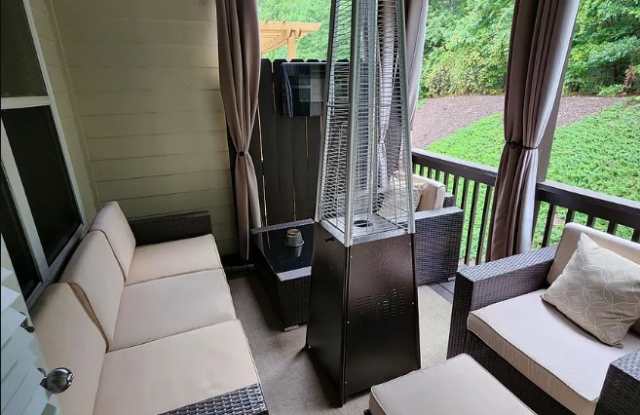 6185 Indian Wood Circle photos photos