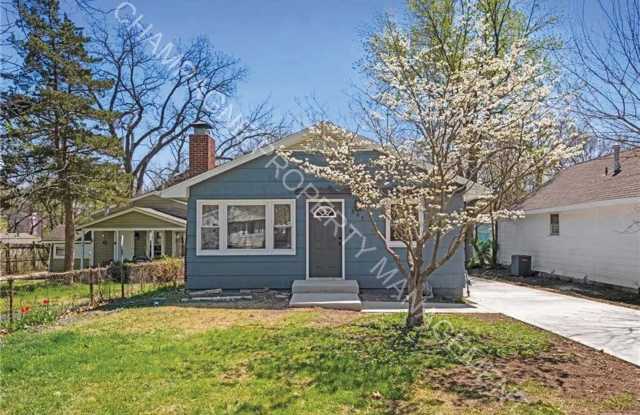Modern Home in Waldo photos photos