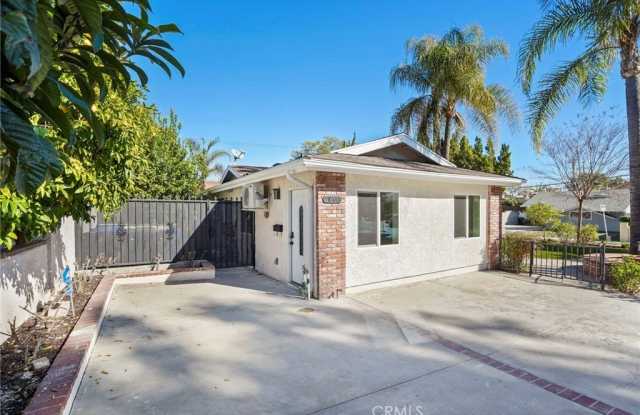 21703 Costanso Gallery 2