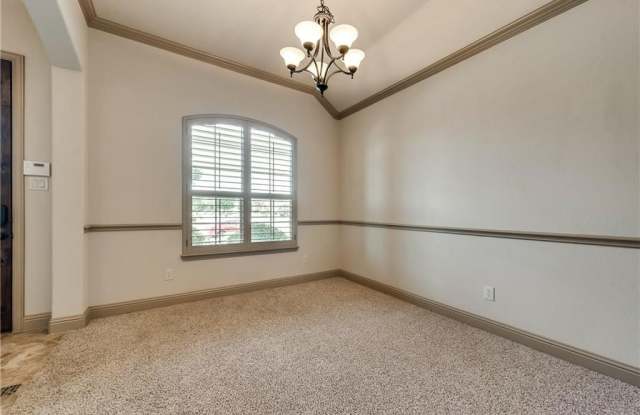 679 Cedar Elm Trail Gallery 3
