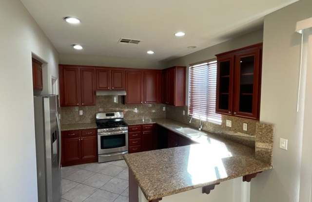 Nice home 4br, 3bth, 2cg, community park Gallery 3