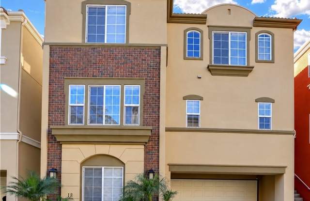 Beautiful 4-Bedroom Torrance Home with Open Floor Plan & Entertainer’s Backyard Gallery 1