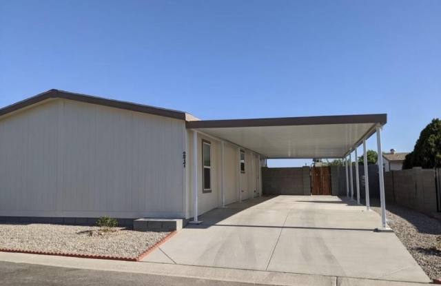 8601 N 103RD Avenue Gallery 2