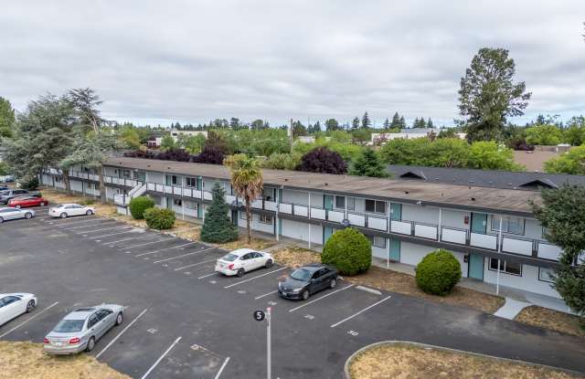 Twin Oaks photos photos
