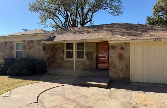 1228 S BRYAN Street - 1228 South Bryan Street, Amarillo, TX 79102