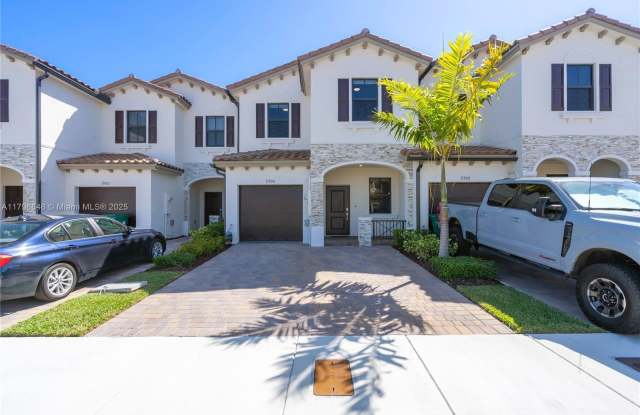 11904 SW 247th Ter photos photos