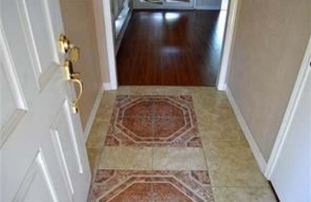 7618 Thistle Lane Gallery 2