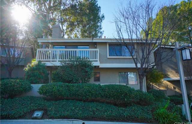 599 Calle De Las Ovejas - 599 Calle De Las Ovejas, Oak Park, CA 91377