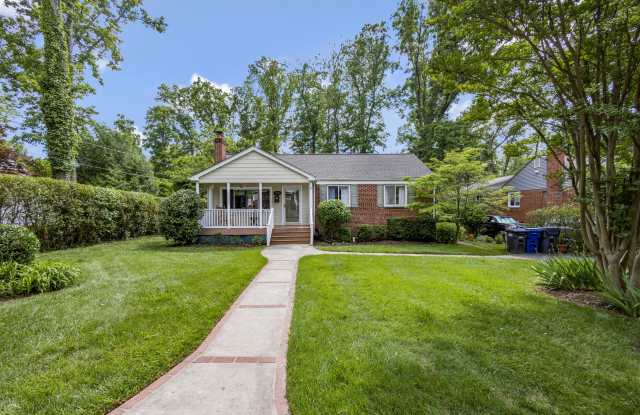 7323 Ronald St - 7323 Ronald Street, Idylwood, VA 22046