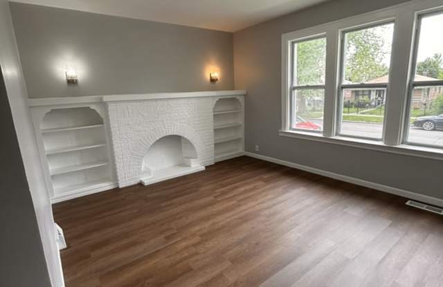 7021 South Woodlawn Avenue photos photos