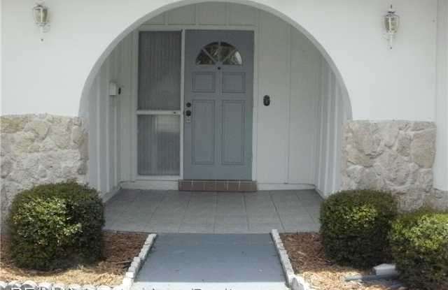 1361 S E San Souci Lane Gallery 2
