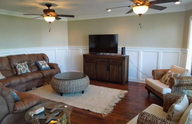 148 Midway Circle Gallery 2