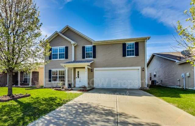 839 Stonehurst Drive - 839 Stonehurst Drive, Franklin, IN 46131