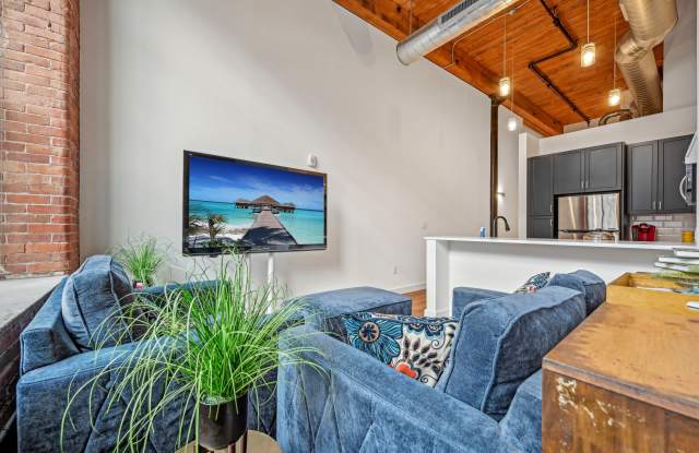 Riverwalk Apartments Gallery 4