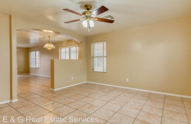 14924 W Port Royale Ln Gallery 3