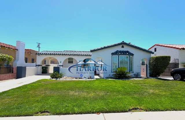 2916 W 79th Street photos photos