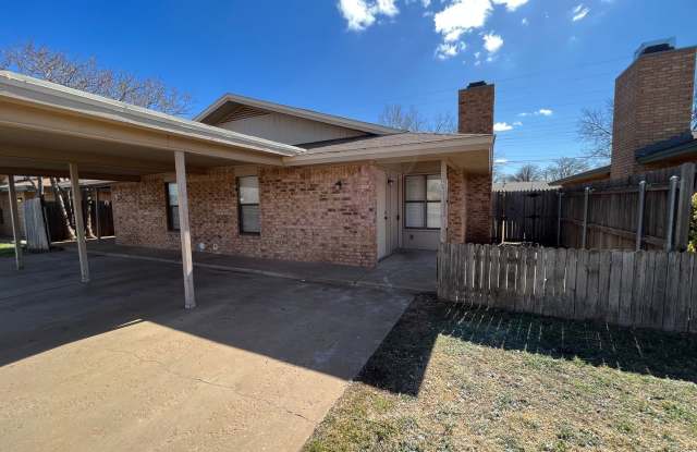 Duplex - 2011 South Loop 289, Lubbock, TX 79423