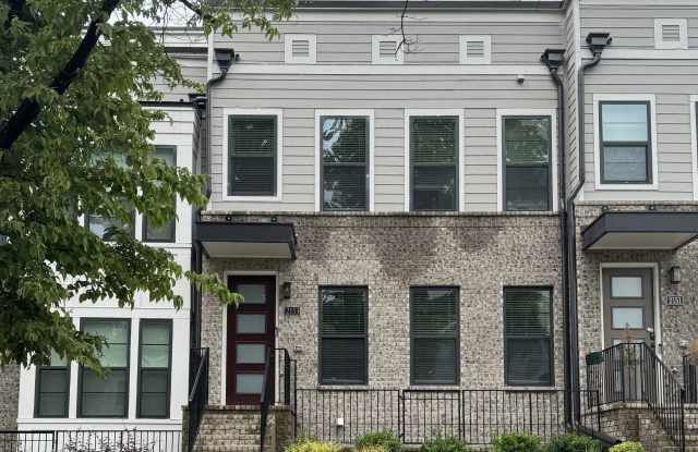 2153 Burnside photos photos