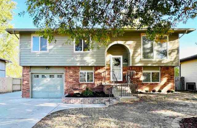 Spacious home near 55th st. S. and Broadway photos photos