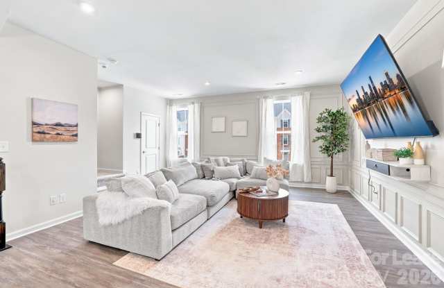 2595 Grantham Place Drive Gallery 3
