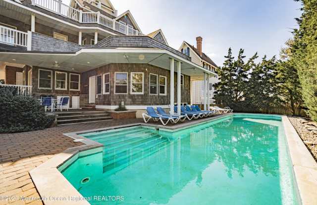 34 4th Avenue photos photos