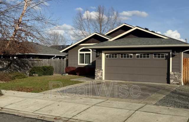 1575 SW Yucca Dr Gallery 4