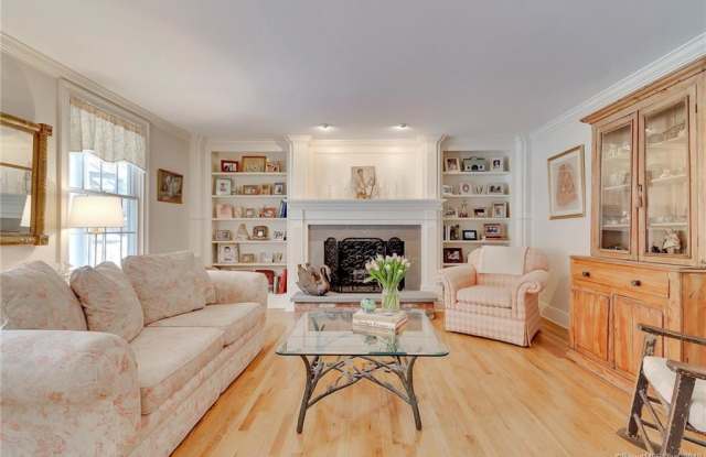36 Pond Road Gallery 2