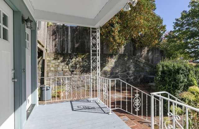 15 S Fairview St Gallery 3