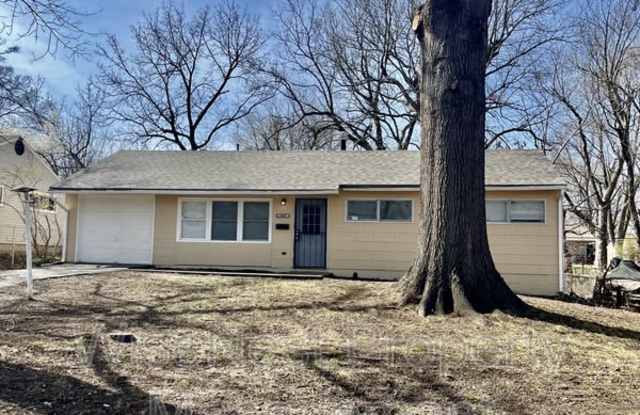 10804 Newton Avenue photos photos