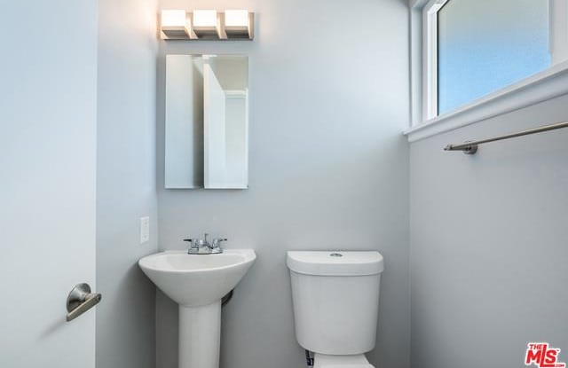 5412 South Holt Avenue photos photos
