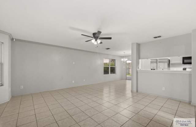2824 PARKVIEW LN. Gallery 3