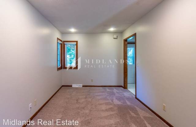 14712 Orchard Cir Gallery 4