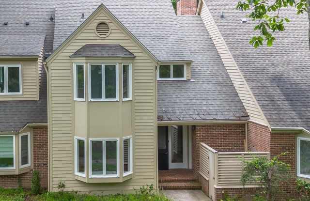 62 DEEPWOOD LN Gallery 1