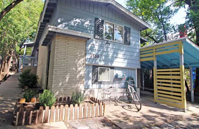 5Bed/2.5bath with two kitchens, fenced yard and covered carport. photos photos