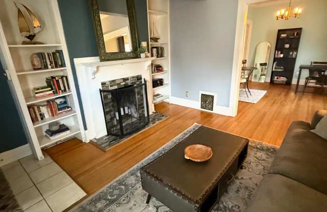 422 East 6th Avenue Gallery 1