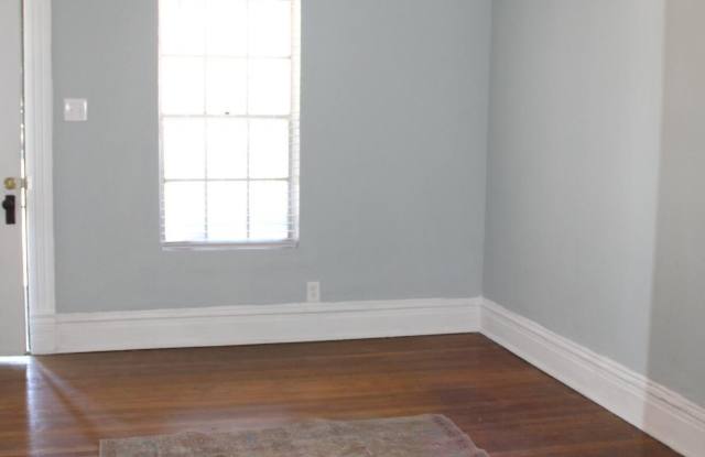 1404 E SAN ANTONIO Avenue Gallery 3