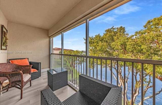 13001 SW 11th Ct photos photos