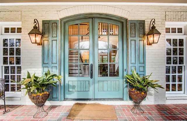 5427 Gorham Drive Gallery 2