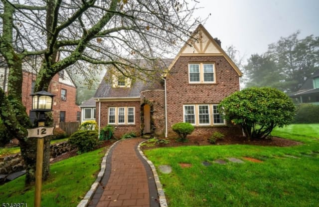 12 Burnett Ter - 12 Burnett Terrace, Essex County, NJ 07052