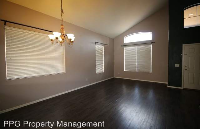 16025 W Port Au Prince Ln Gallery 3
