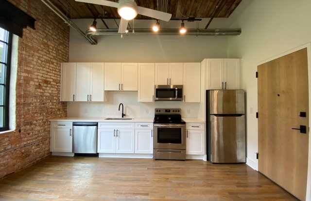 Lofts at Abrams Fixtures Gallery 2