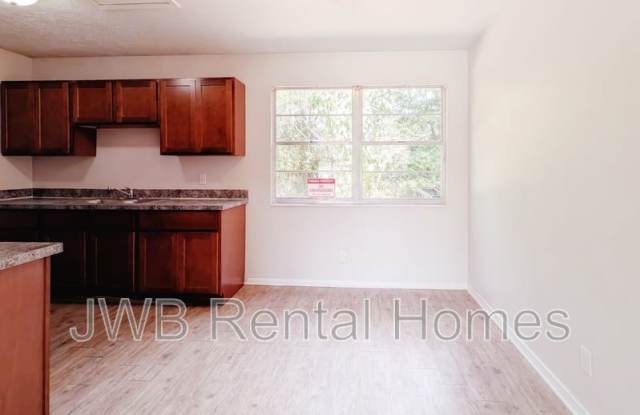 7137 Eudine Dr N Gallery 3