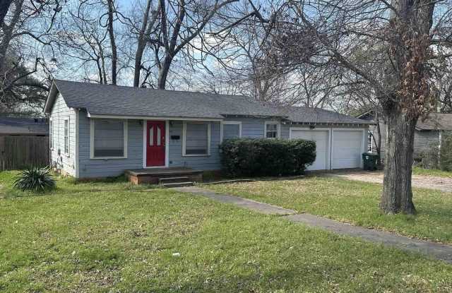 1313 S Tipton Ave photos photos